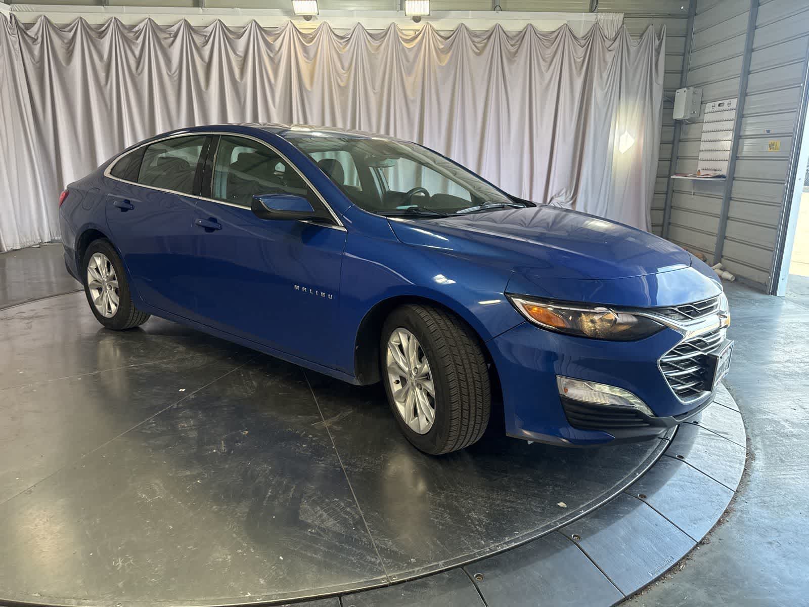 Thumbnail: 2023 Chevrolet Malibu - 2