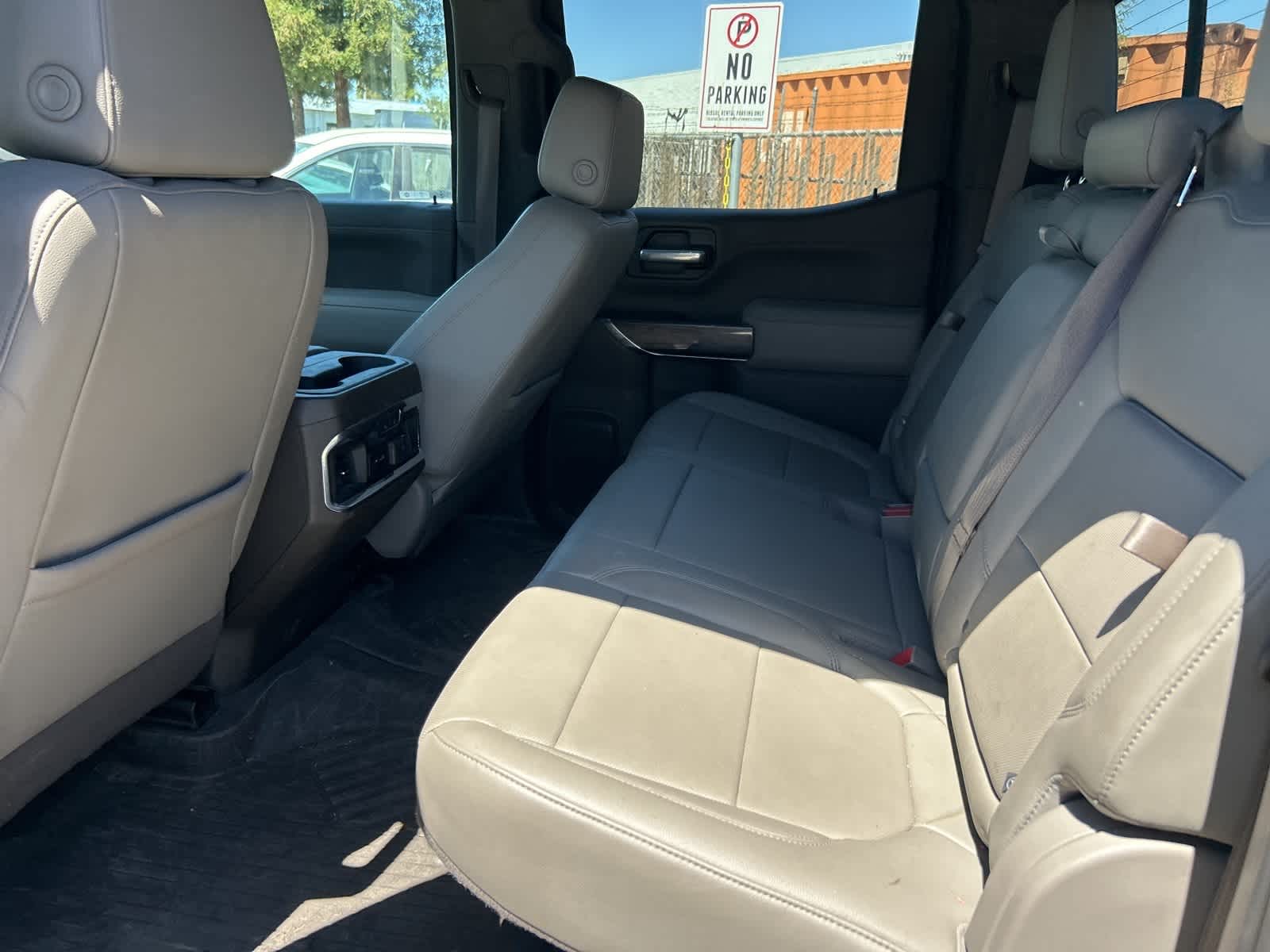 Thumbnail: 2020 Chevrolet Silverado 1500 - 21