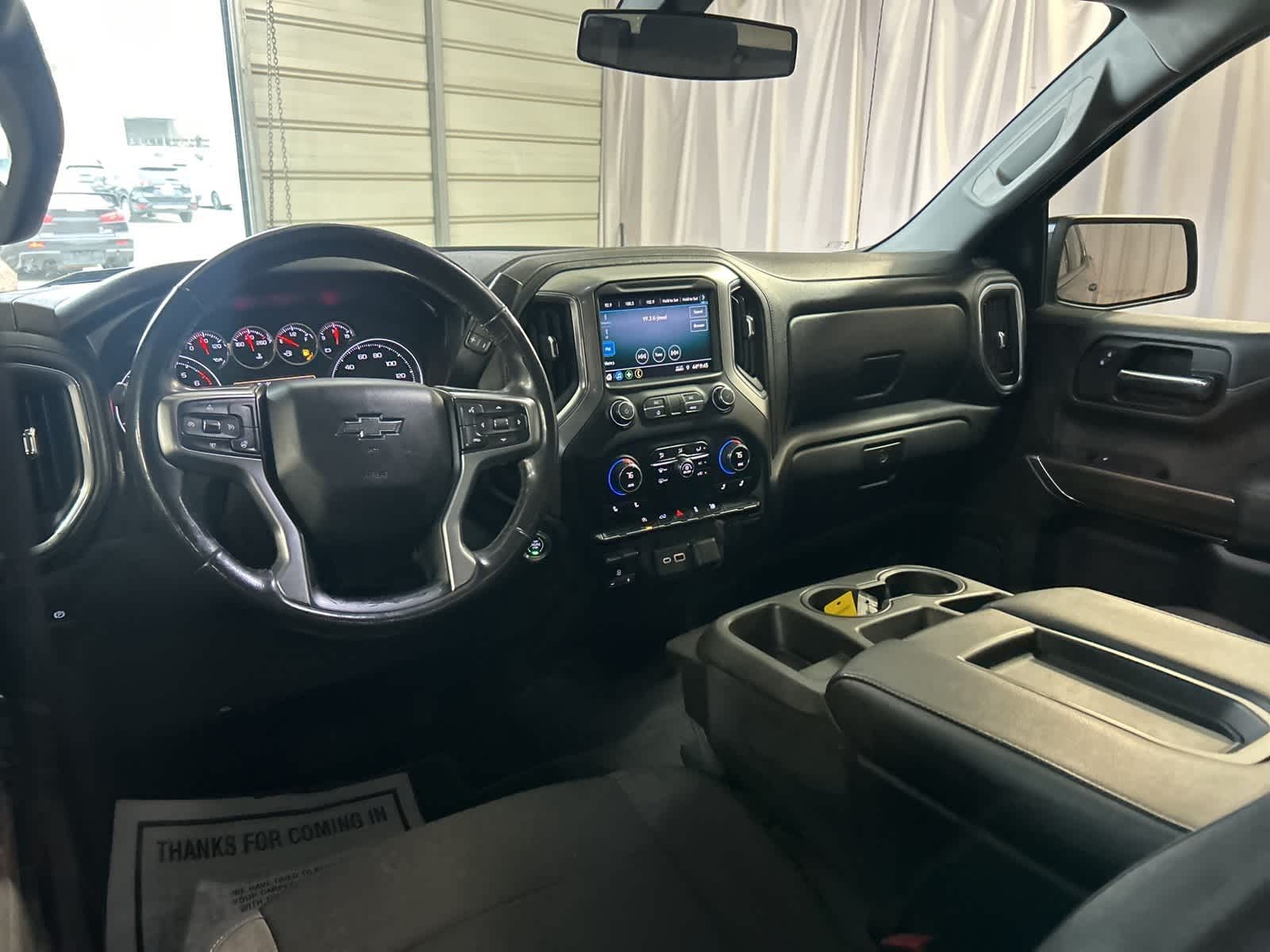 Thumbnail: 2019 Chevrolet Silverado 1500 - 22