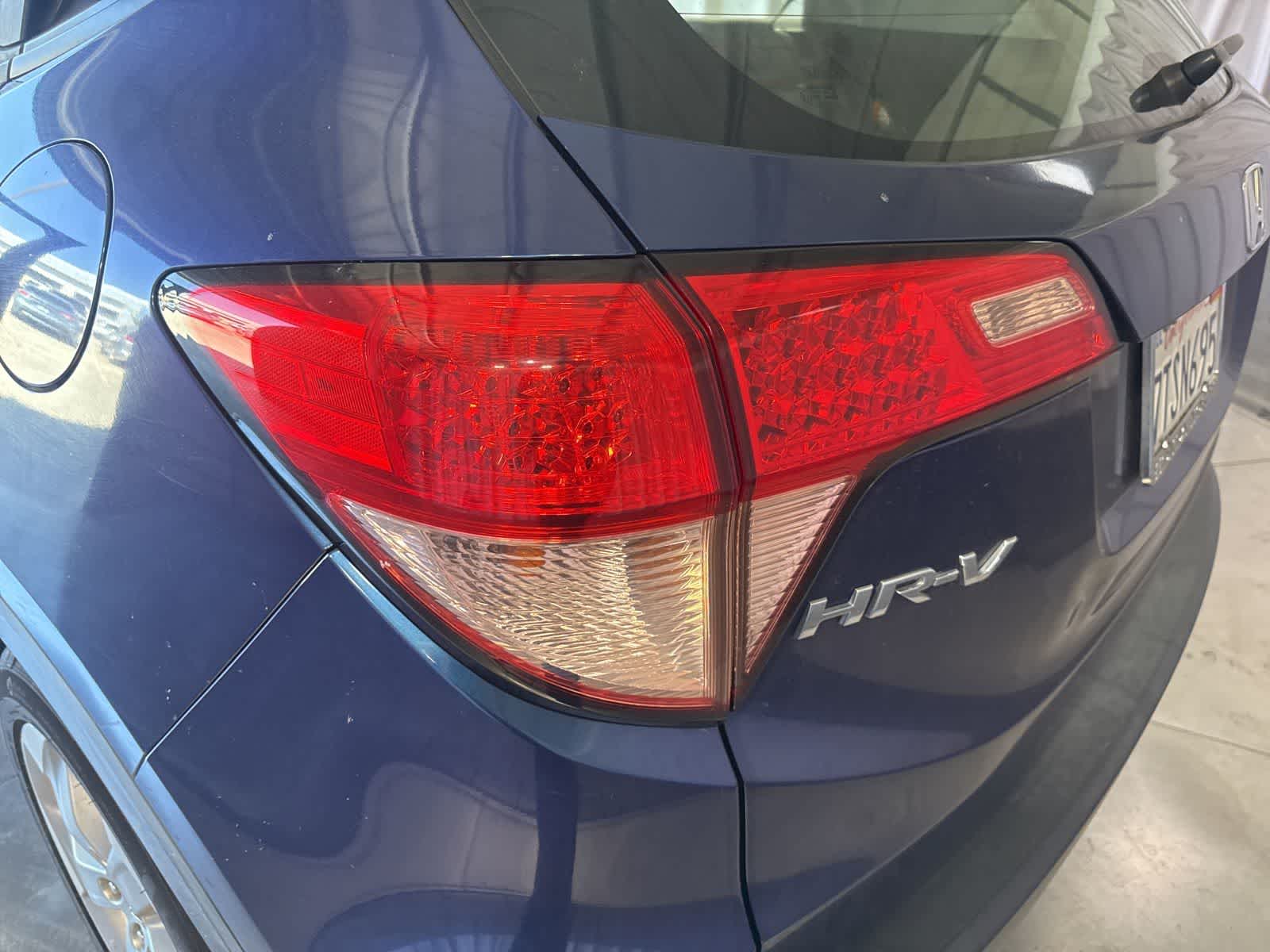 Thumbnail: 2016 Honda HR-V - 10