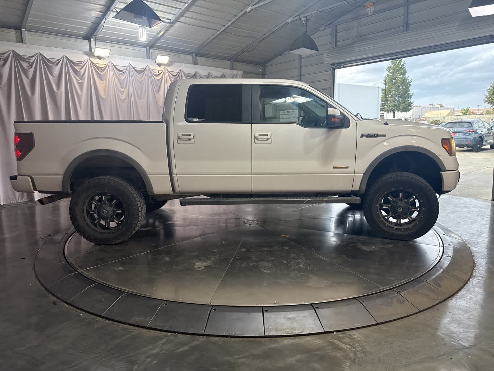 Thumbnail: 2013 Ford F-150 - 4