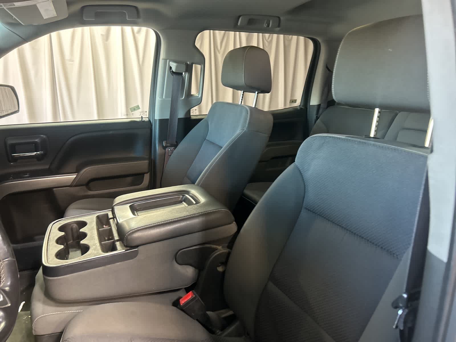Thumbnail: 2017 Chevrolet Silverado 1500 - 26
