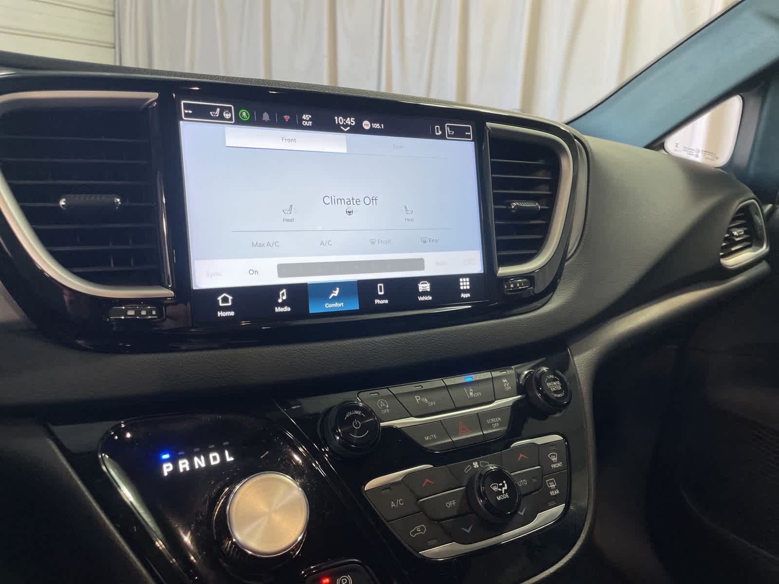 Thumbnail: 2025 Chrysler Pacifica - 25