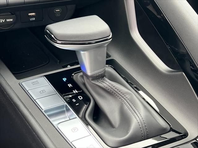 2025 Hyundai Elantra Limited Edition 21