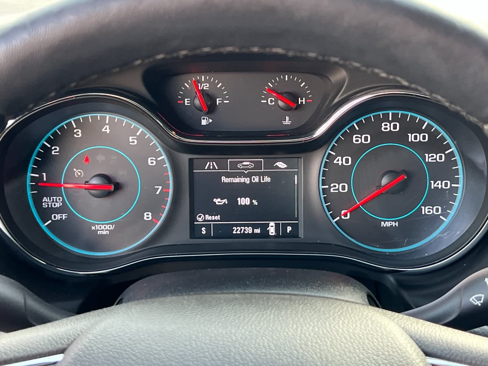 Thumbnail: 2017 Chevrolet Cruze - 23