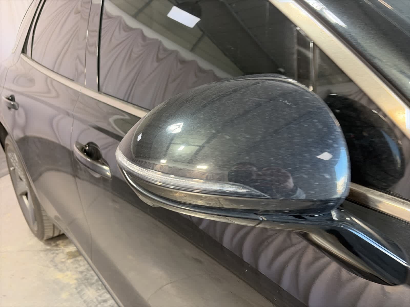 Thumbnail: 2023 Genesis GV70 - 6