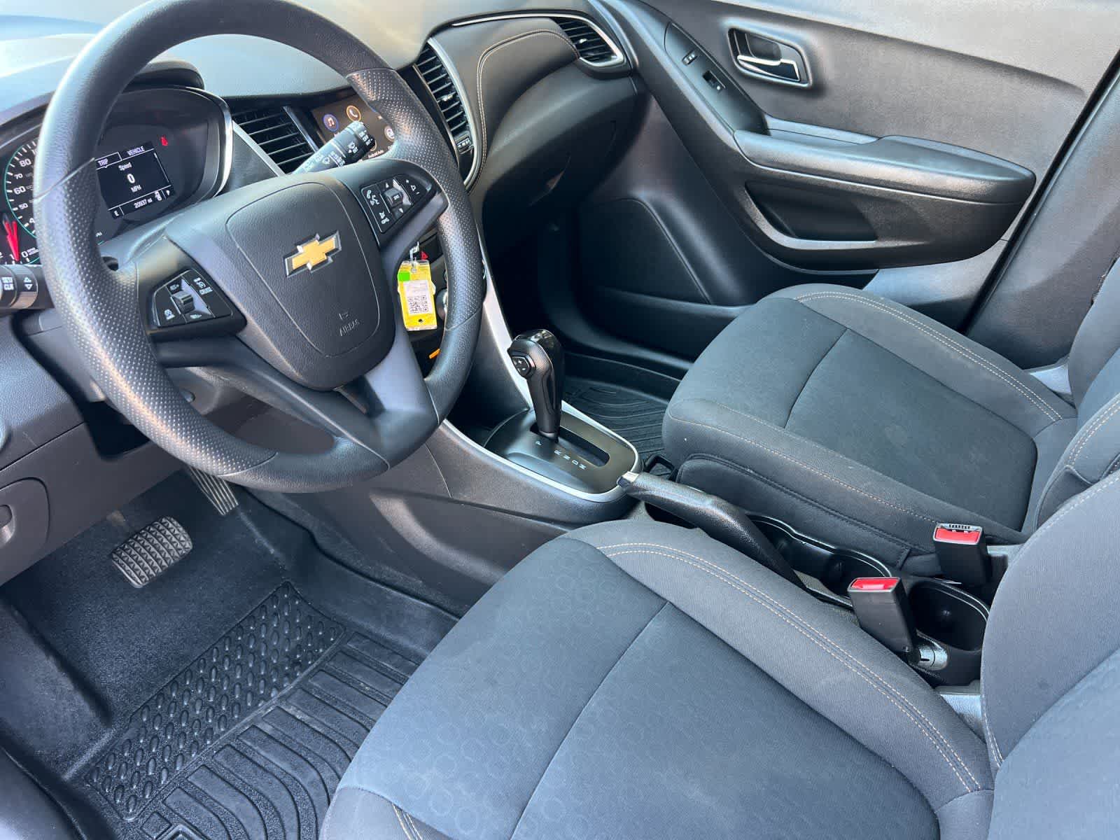 Thumbnail: 2020 Chevrolet Trax - 12