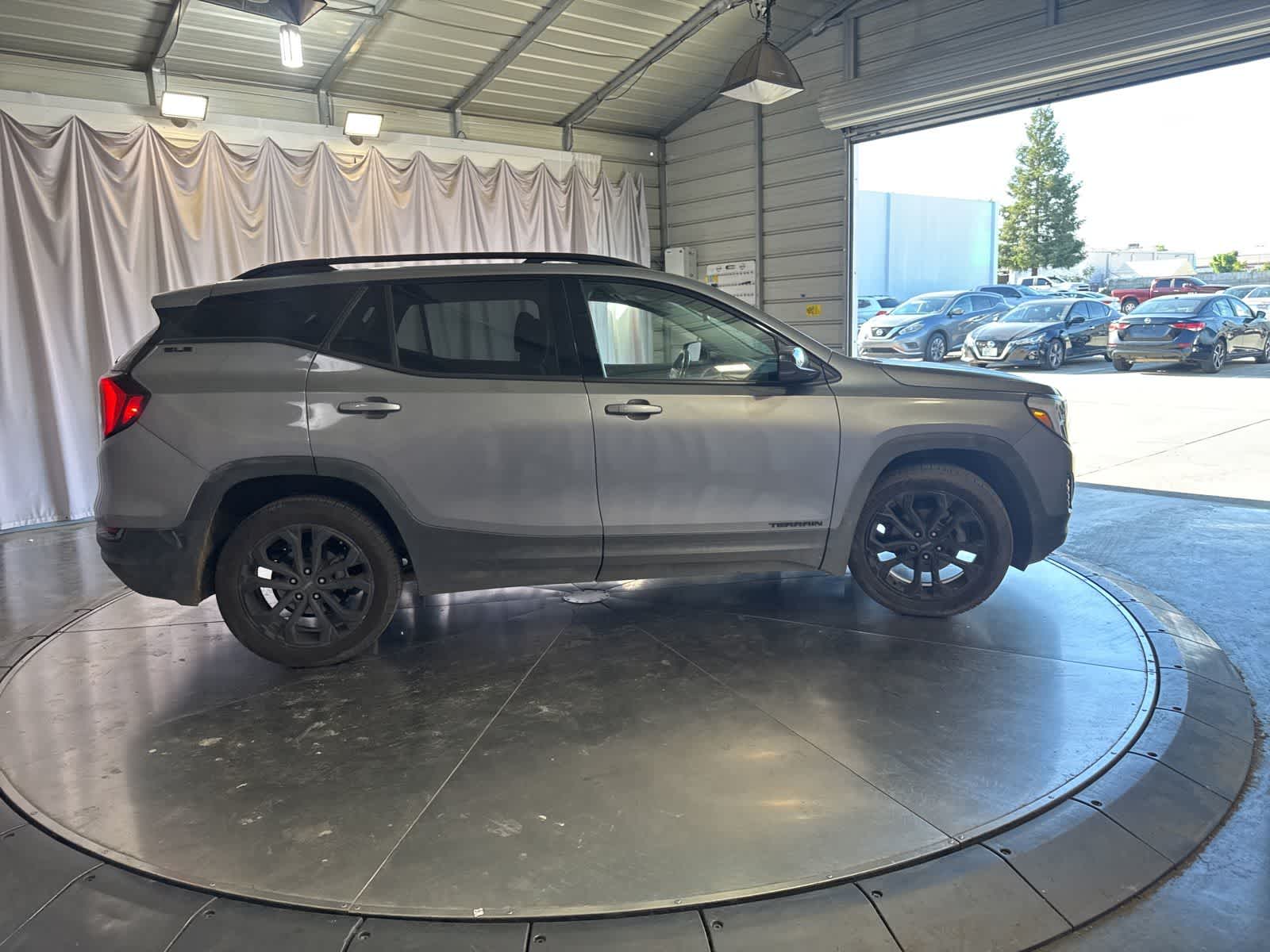 Thumbnail: 2020 GMC Terrain - 4
