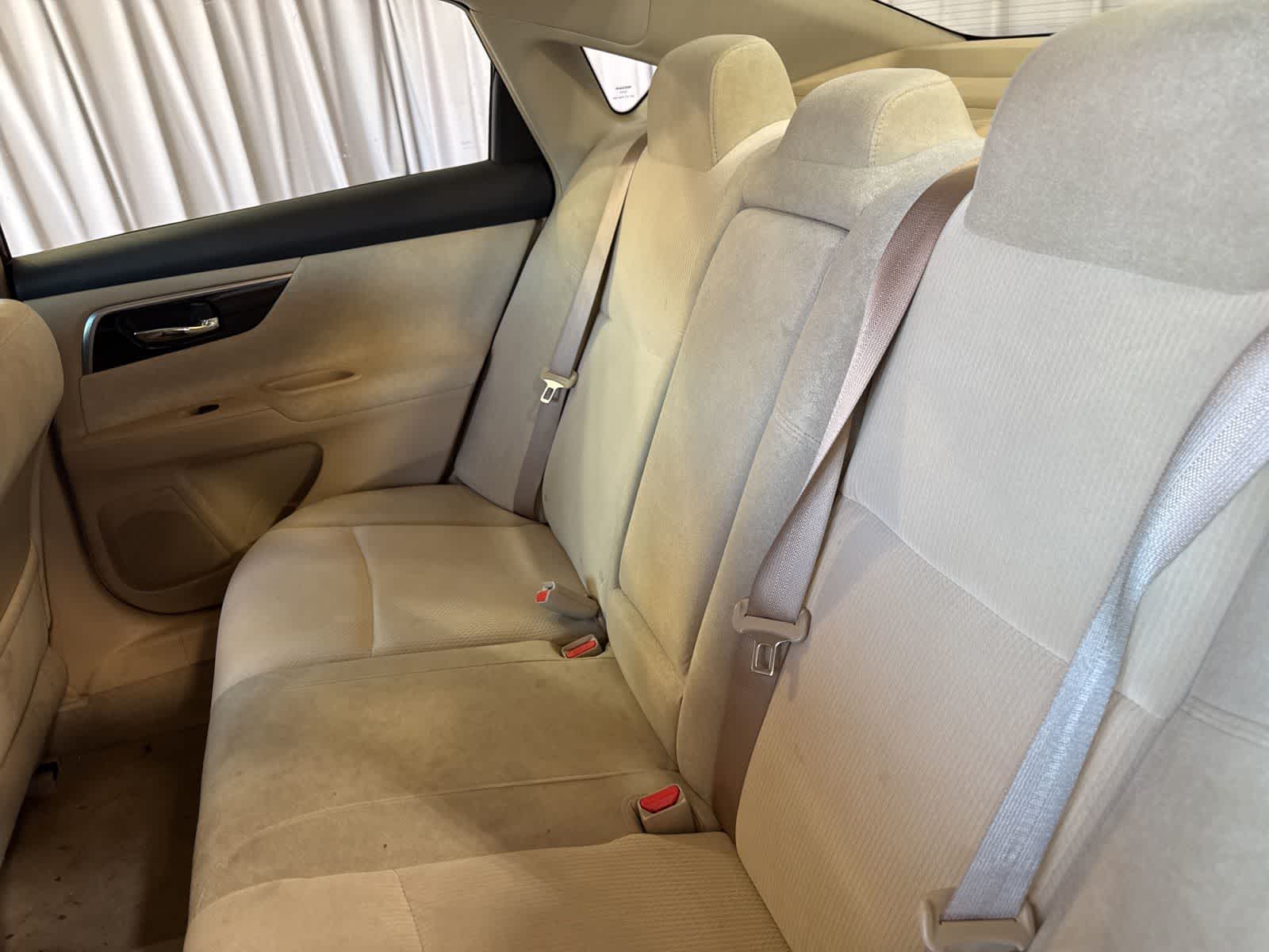 Thumbnail: 2013 Nissan Altima - 18