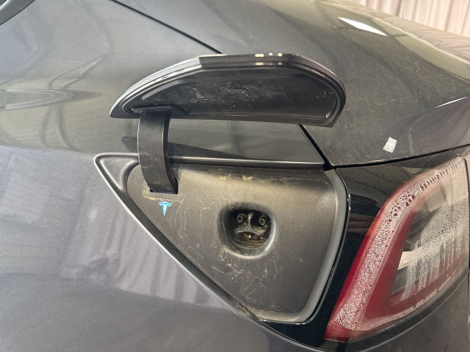 Thumbnail: 2022 Tesla Model 3 - 10