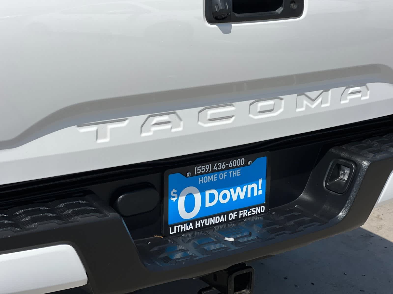 Thumbnail: 2023 Toyota Tacoma - 25
