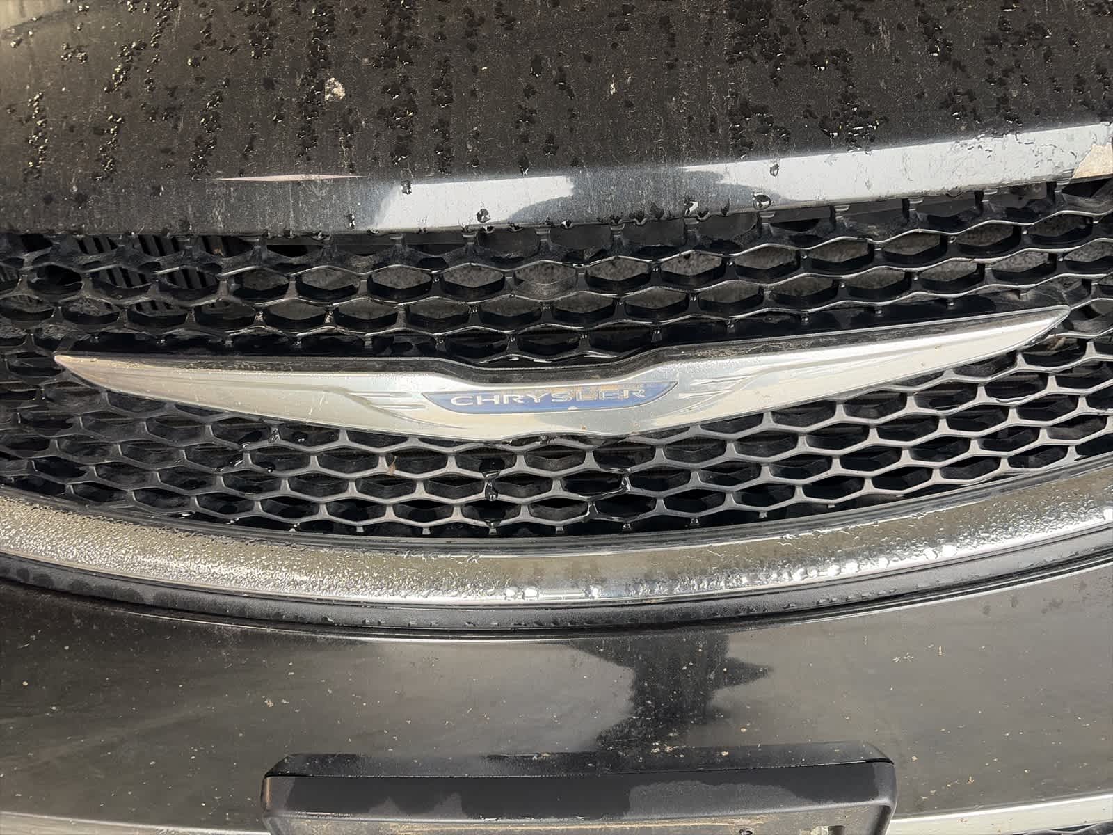 Thumbnail: 2017 Chrysler Pacifica - 3