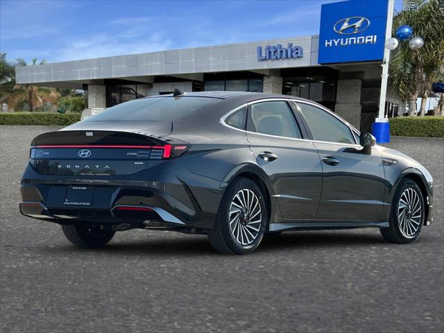 Thumbnail: 2025 Hyundai Sonata - 2