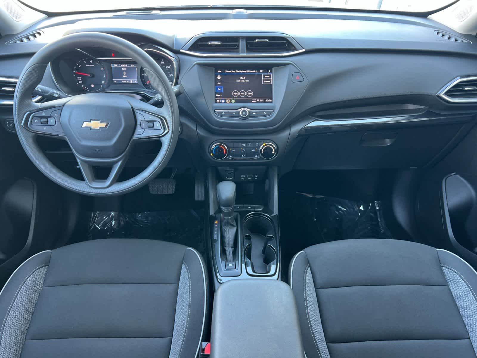 Thumbnail: 2023 Chevrolet TrailBlazer - 3