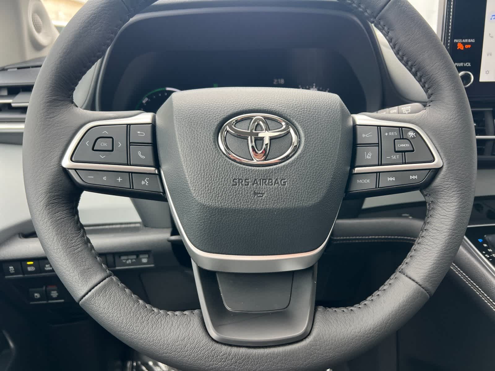 Thumbnail: 2026 Toyota Sienna - 25