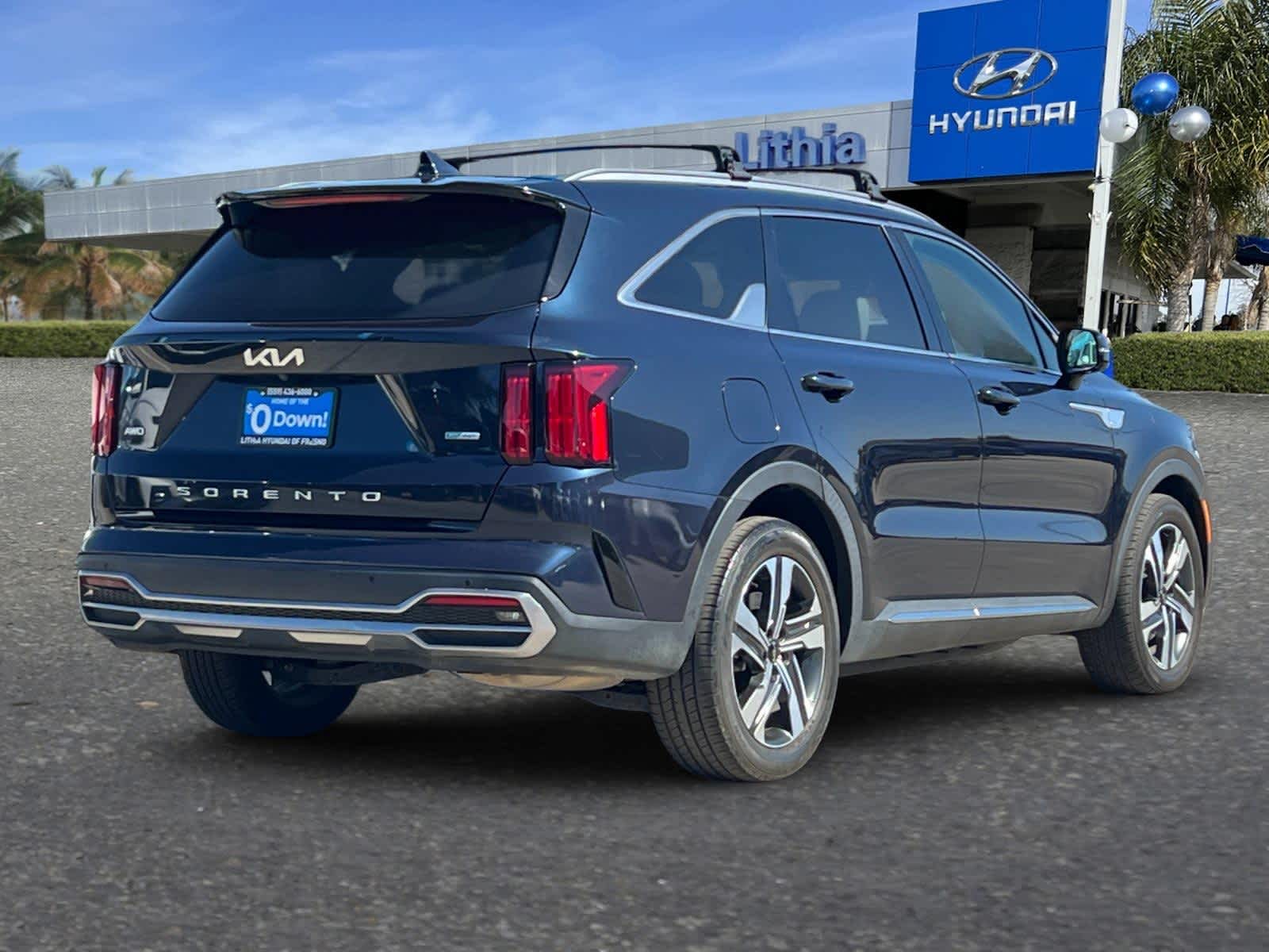Thumbnail: 2022 Kia Sorento - 2