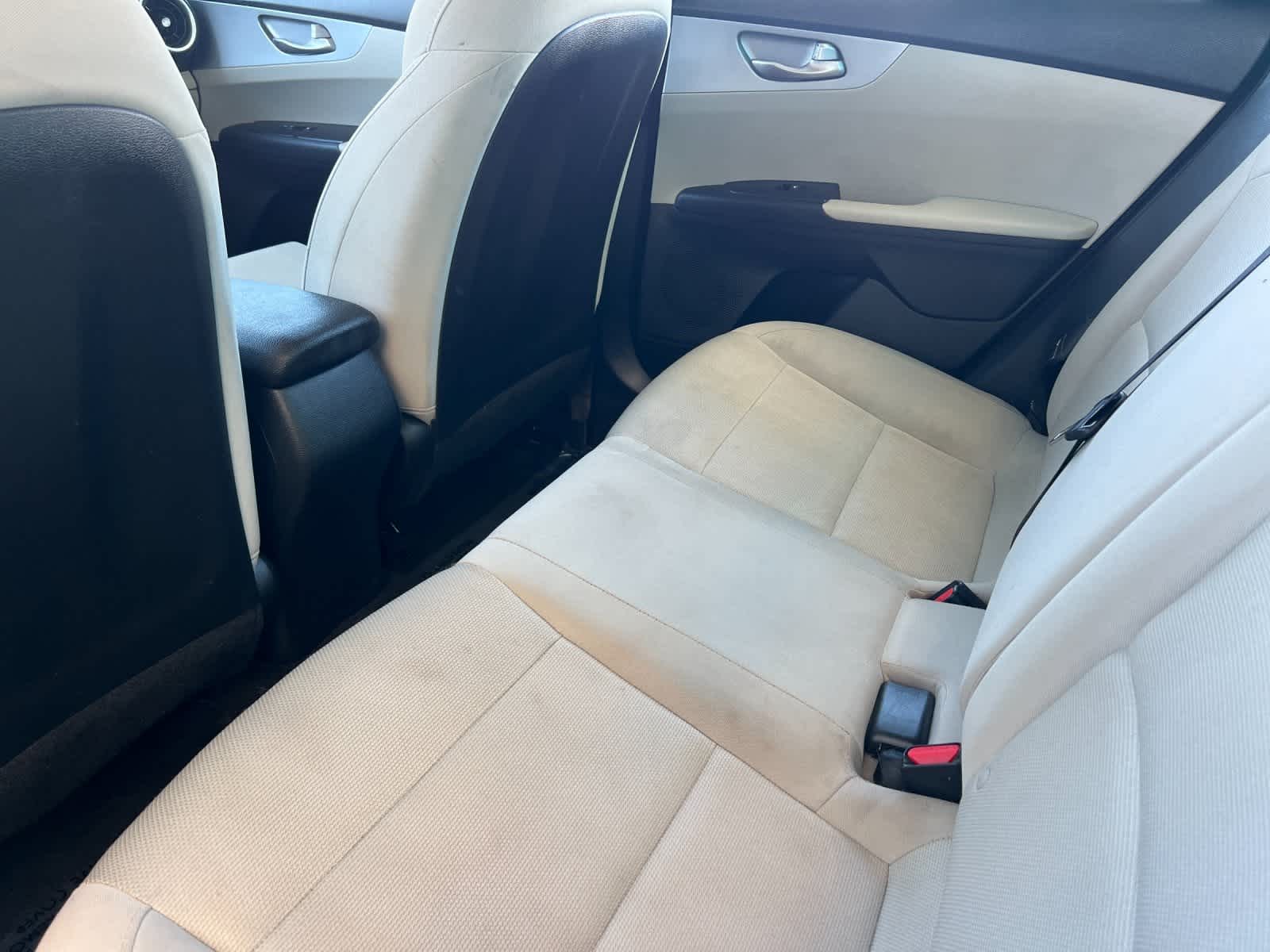 Thumbnail: 2023 Kia Forte - 4