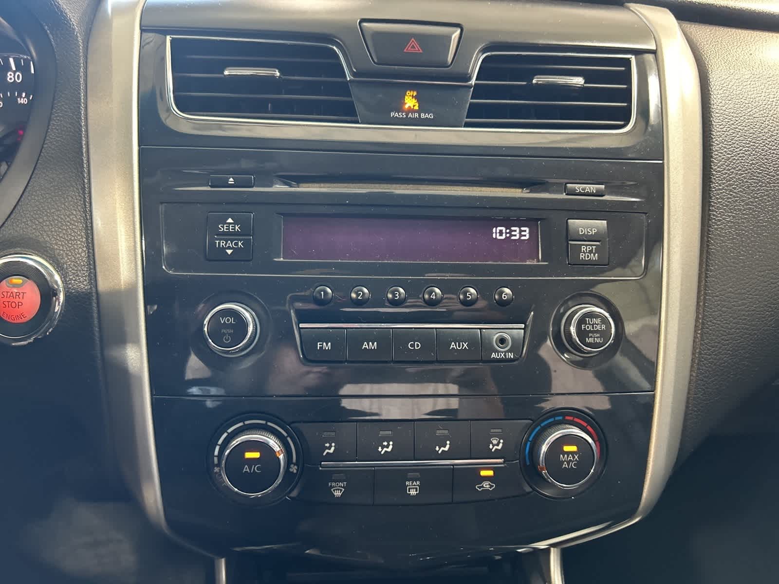 2014 Nissan Altima S 23