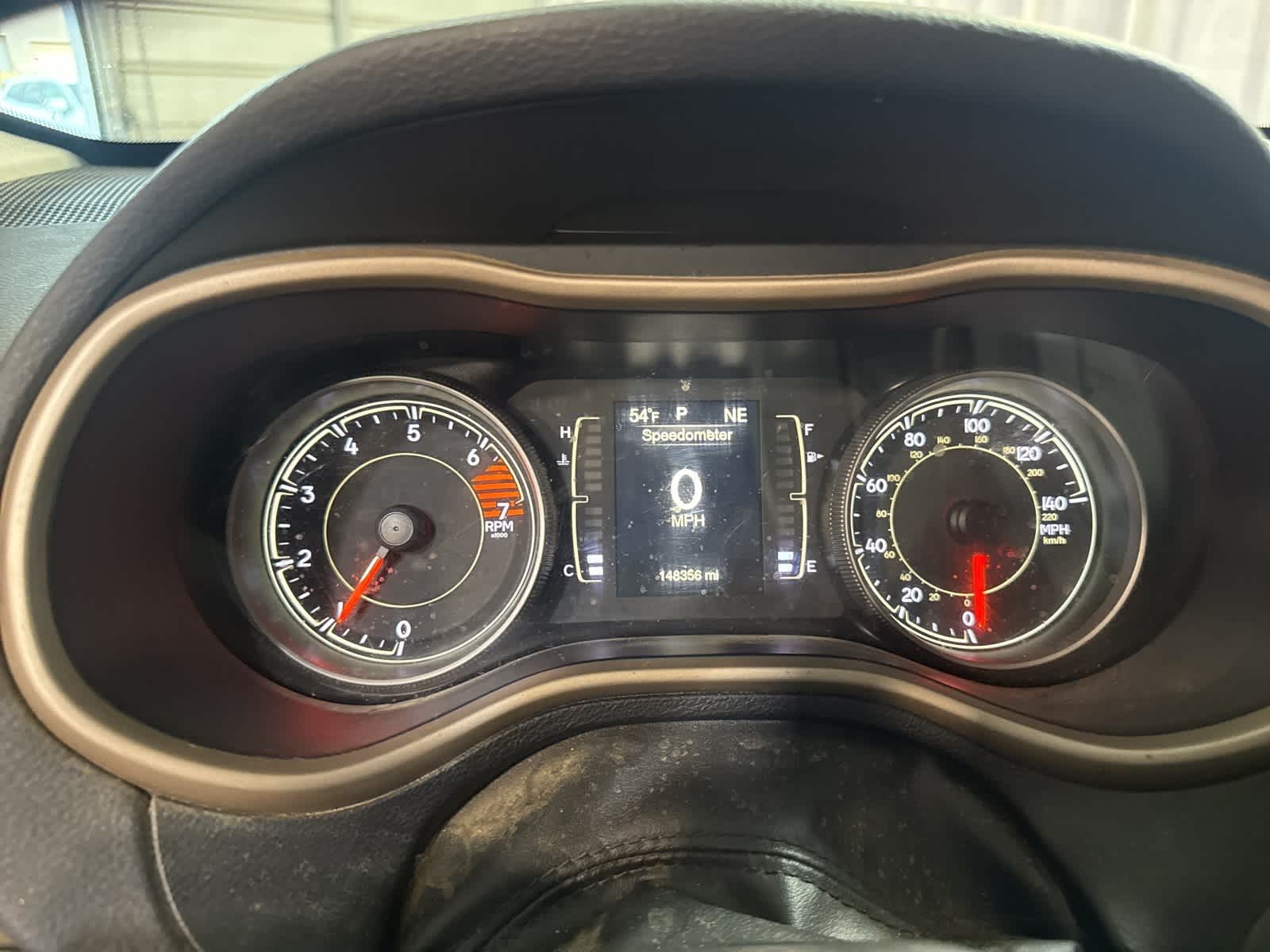 Thumbnail: 2018 Jeep Cherokee - 18