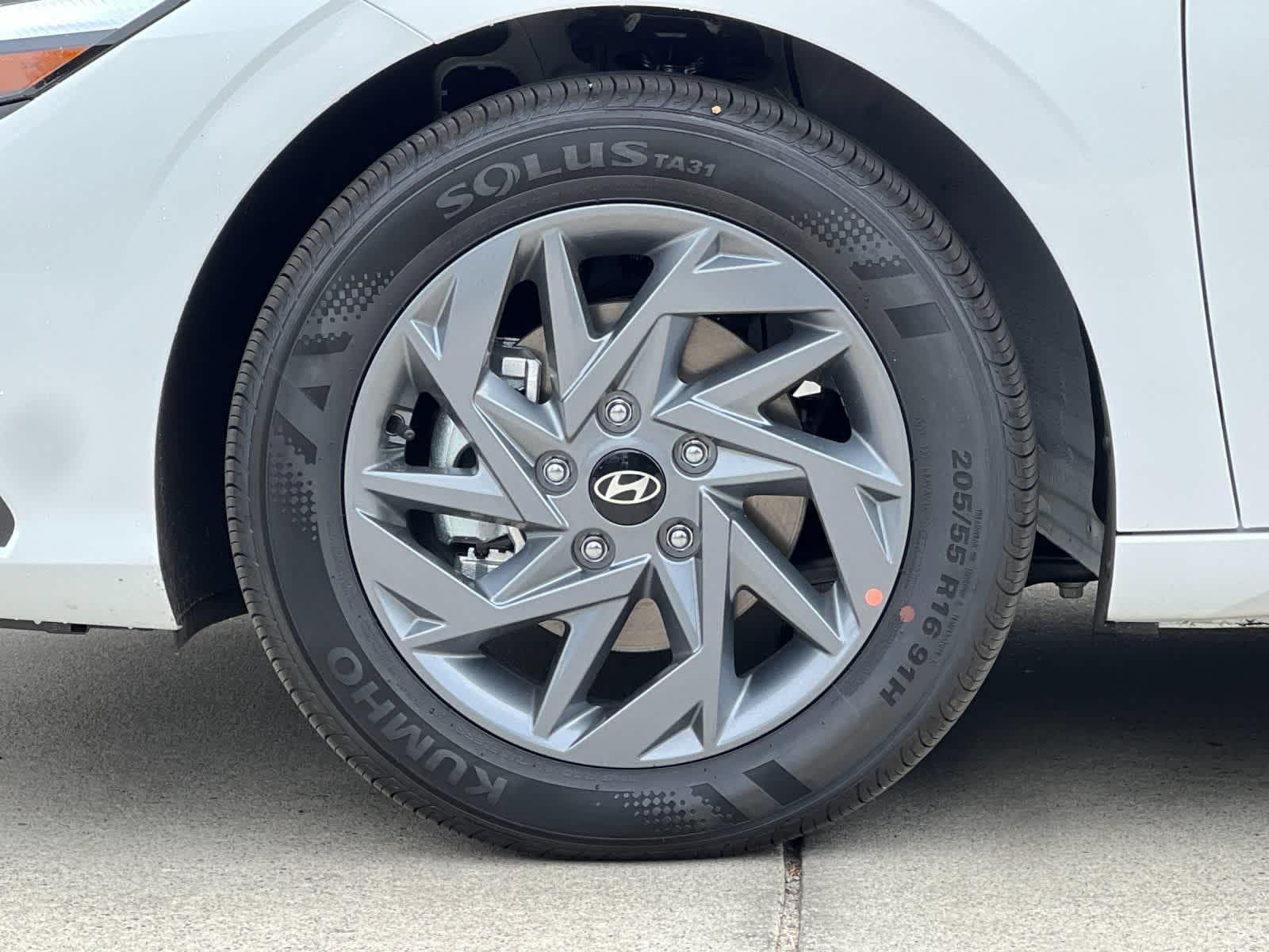 Thumbnail: 2026 Hyundai Elantra - 11