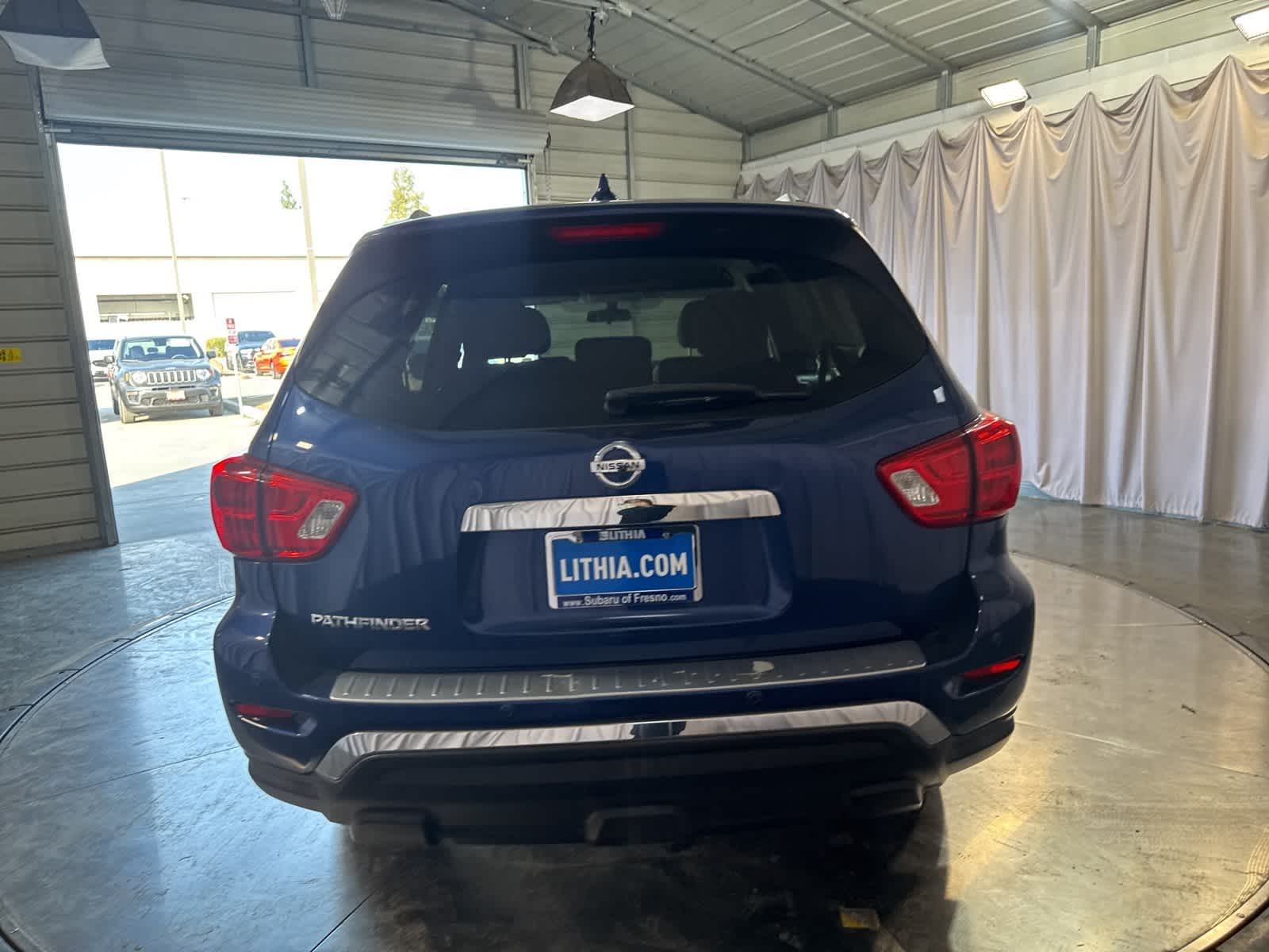 Thumbnail: 2020 Nissan Pathfinder - 5