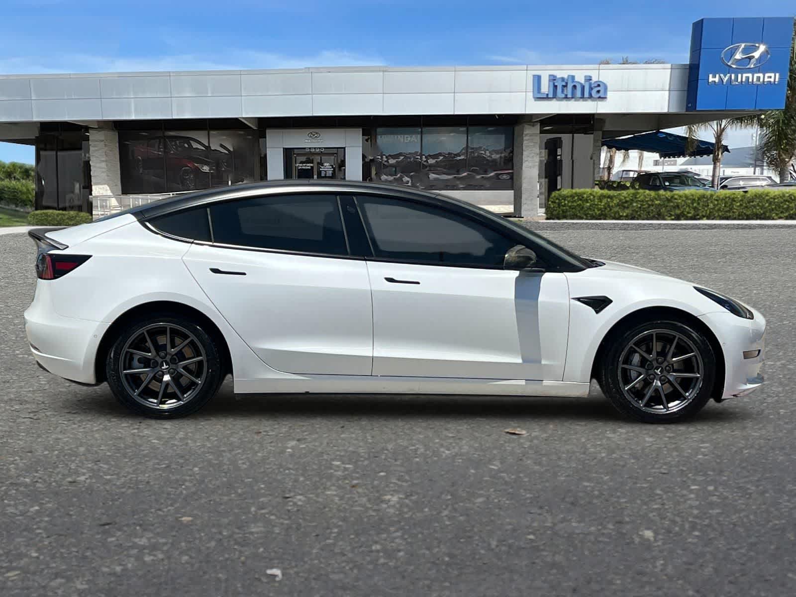 Thumbnail: 2021 Tesla Model 3 - 9