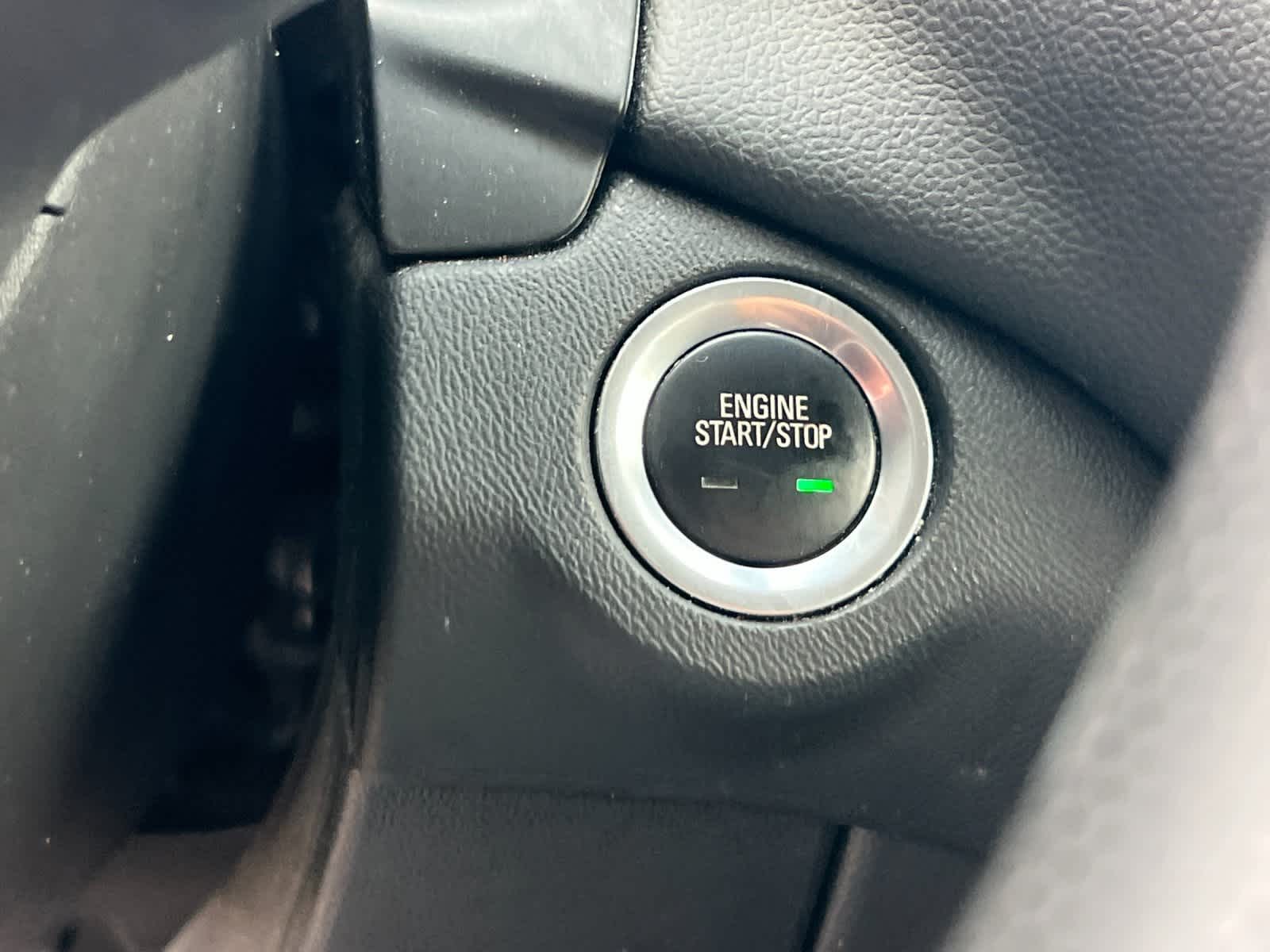 Thumbnail: 2022 Chevrolet Equinox - 22