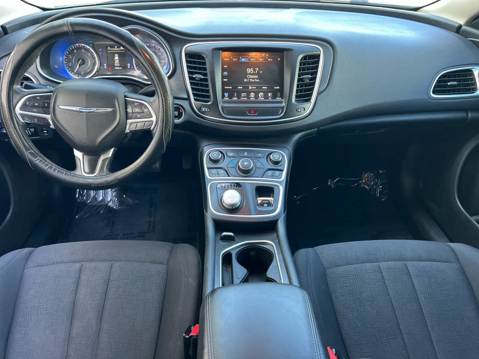 Thumbnail: 2016 Chrysler 200 - 3