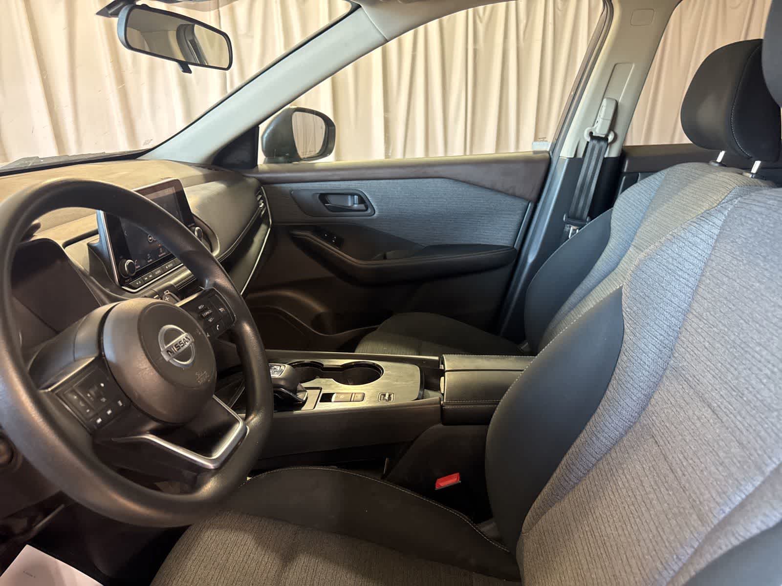 Thumbnail: 2021 Nissan Rogue - 20