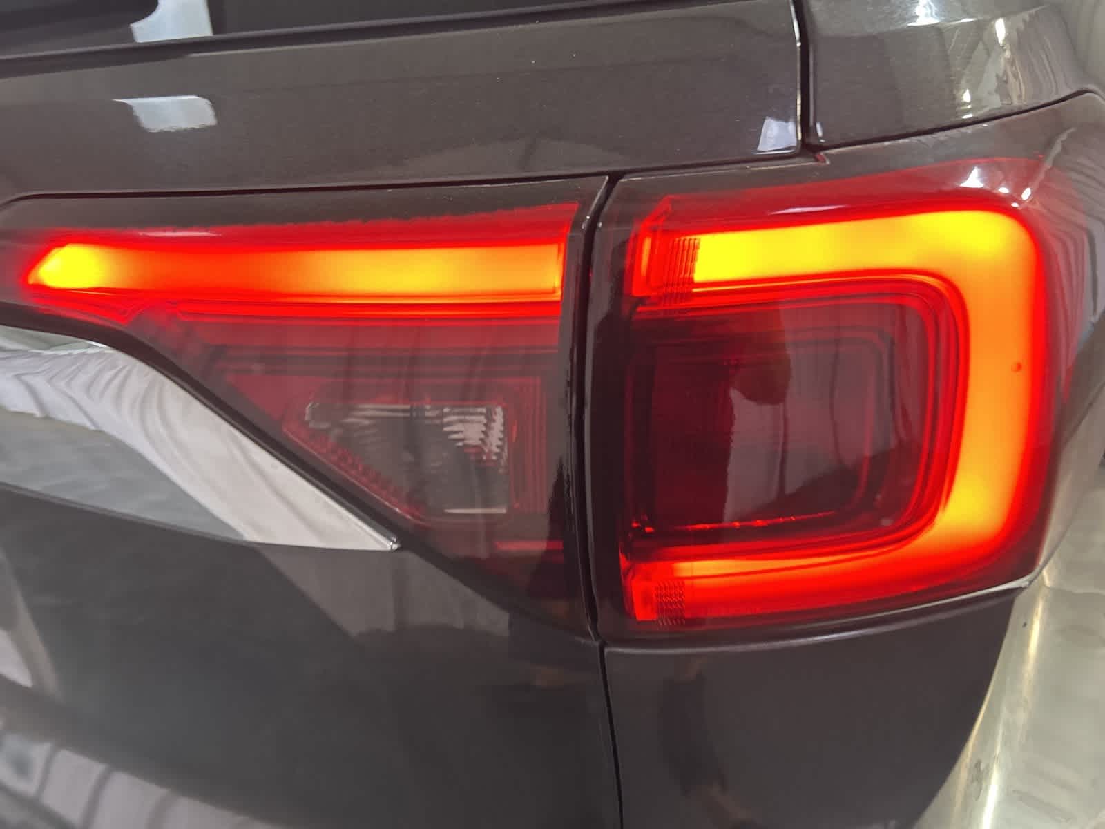 Thumbnail: 2018 GMC Acadia - 11
