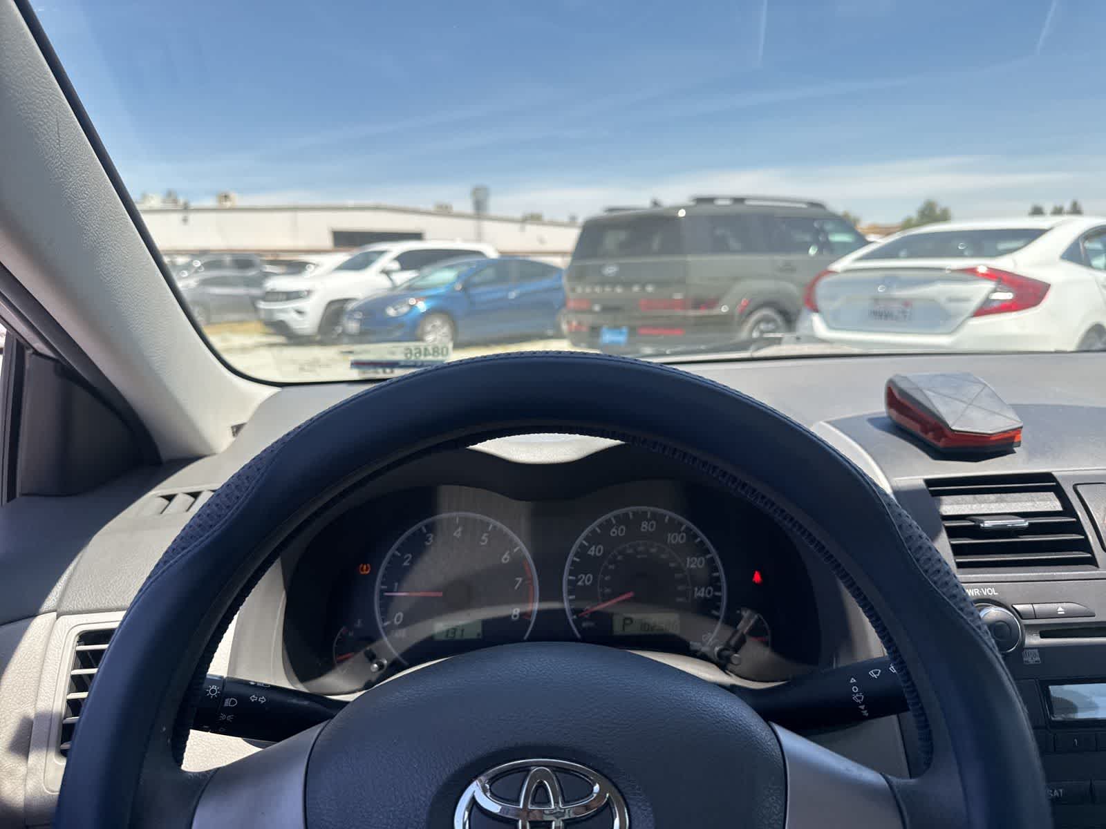 Thumbnail: 2010 Toyota Corolla - 22