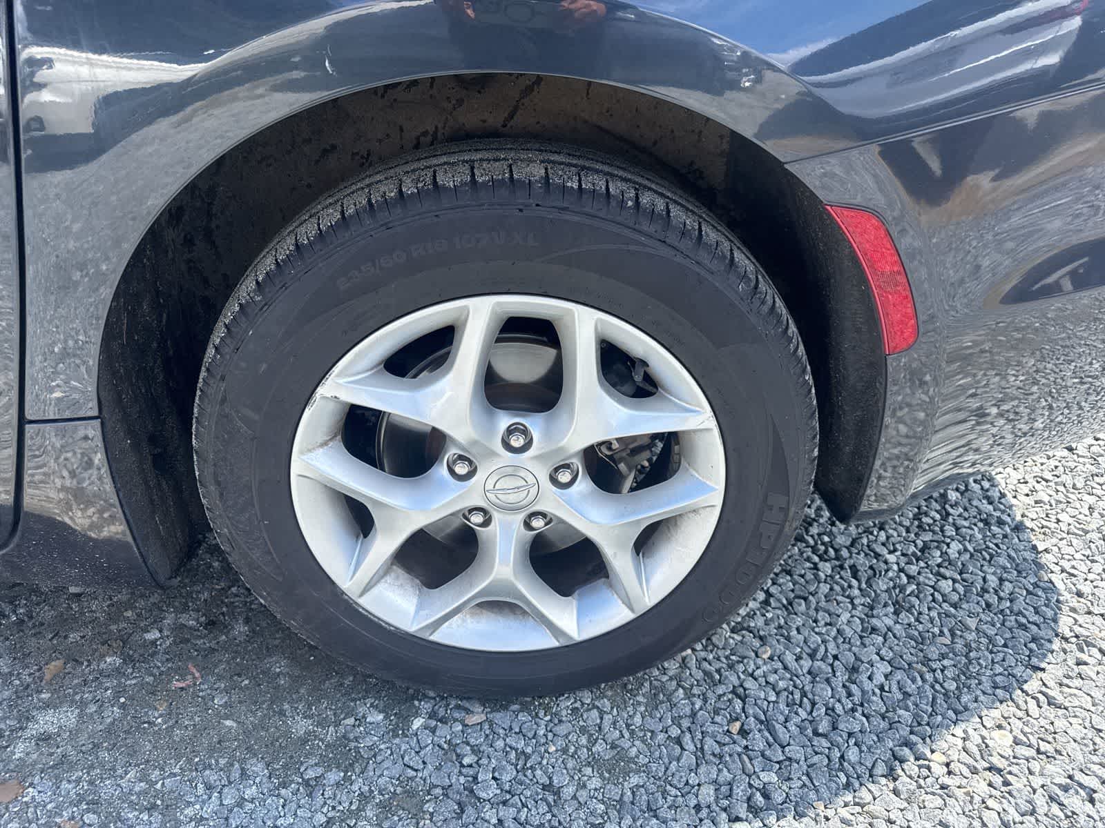 Thumbnail: 2020 Chrysler Pacifica - 10