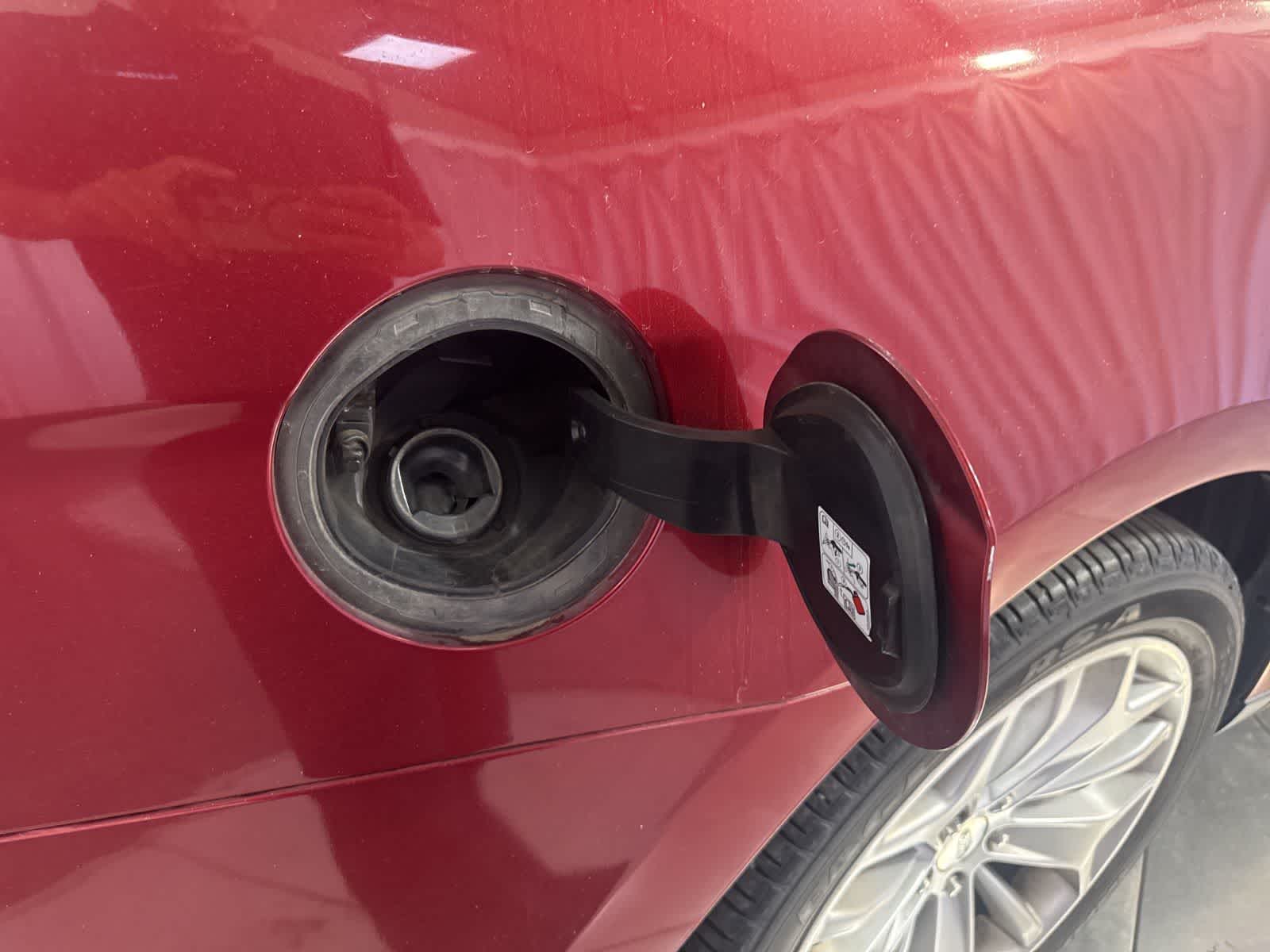 Thumbnail: 2018 Ford Taurus - 14