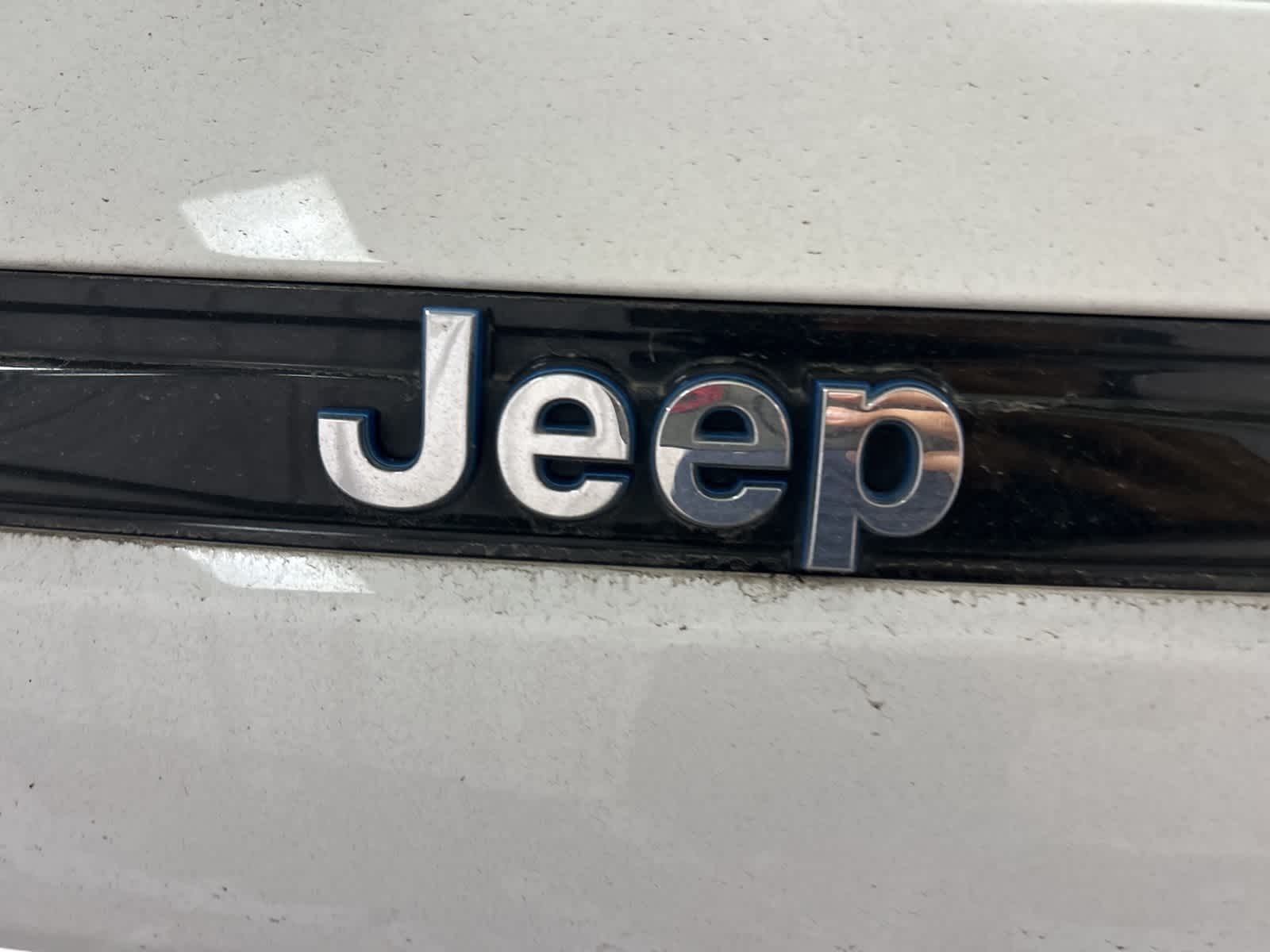 Thumbnail: 2024 Jeep Grand Cherokee - 11