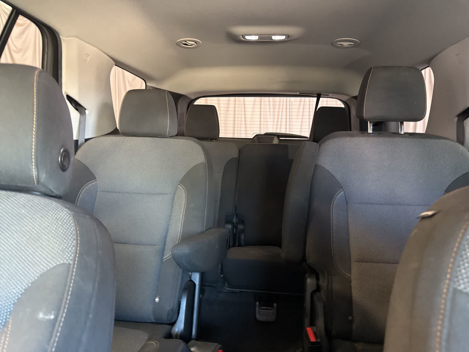 Thumbnail: 2021 Chevrolet Traverse - 22