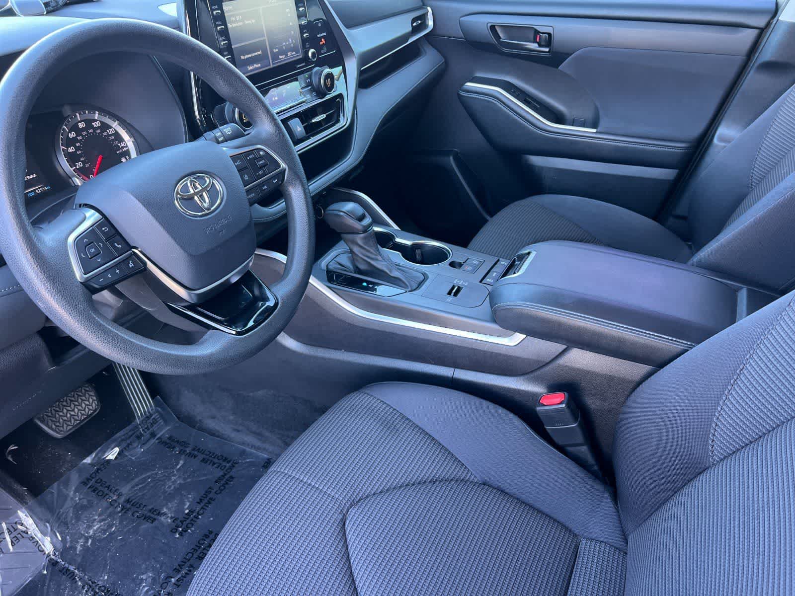 Thumbnail: 2021 Toyota Highlander - 12