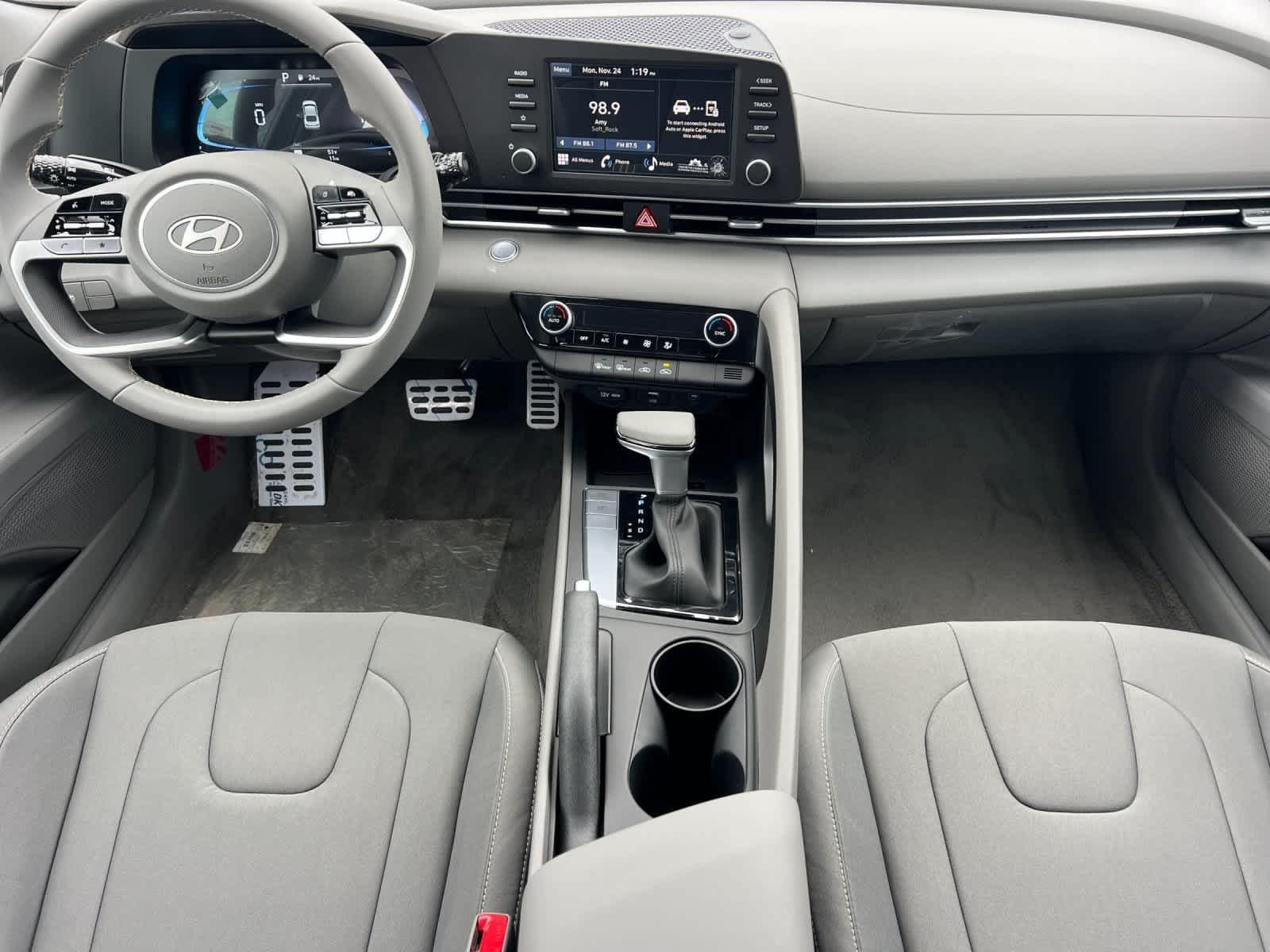 Thumbnail: 2026 Hyundai Elantra - 3