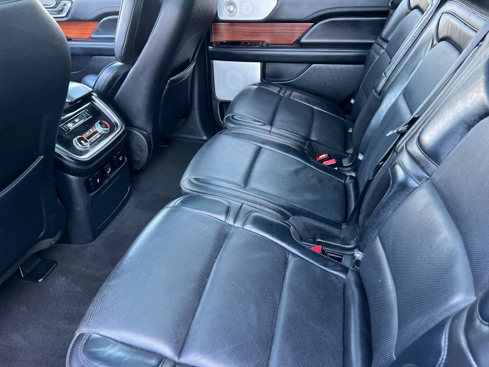 Thumbnail: 2018 Lincoln Navigator - 4