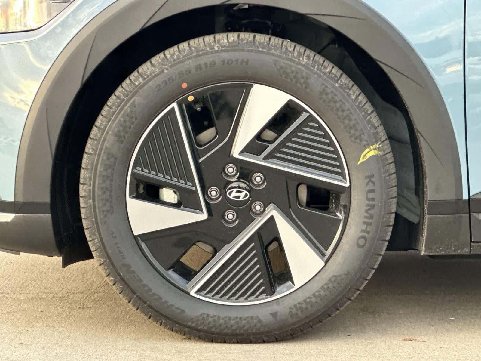 Thumbnail: 2026 Hyundai Ioniq 5 - 26