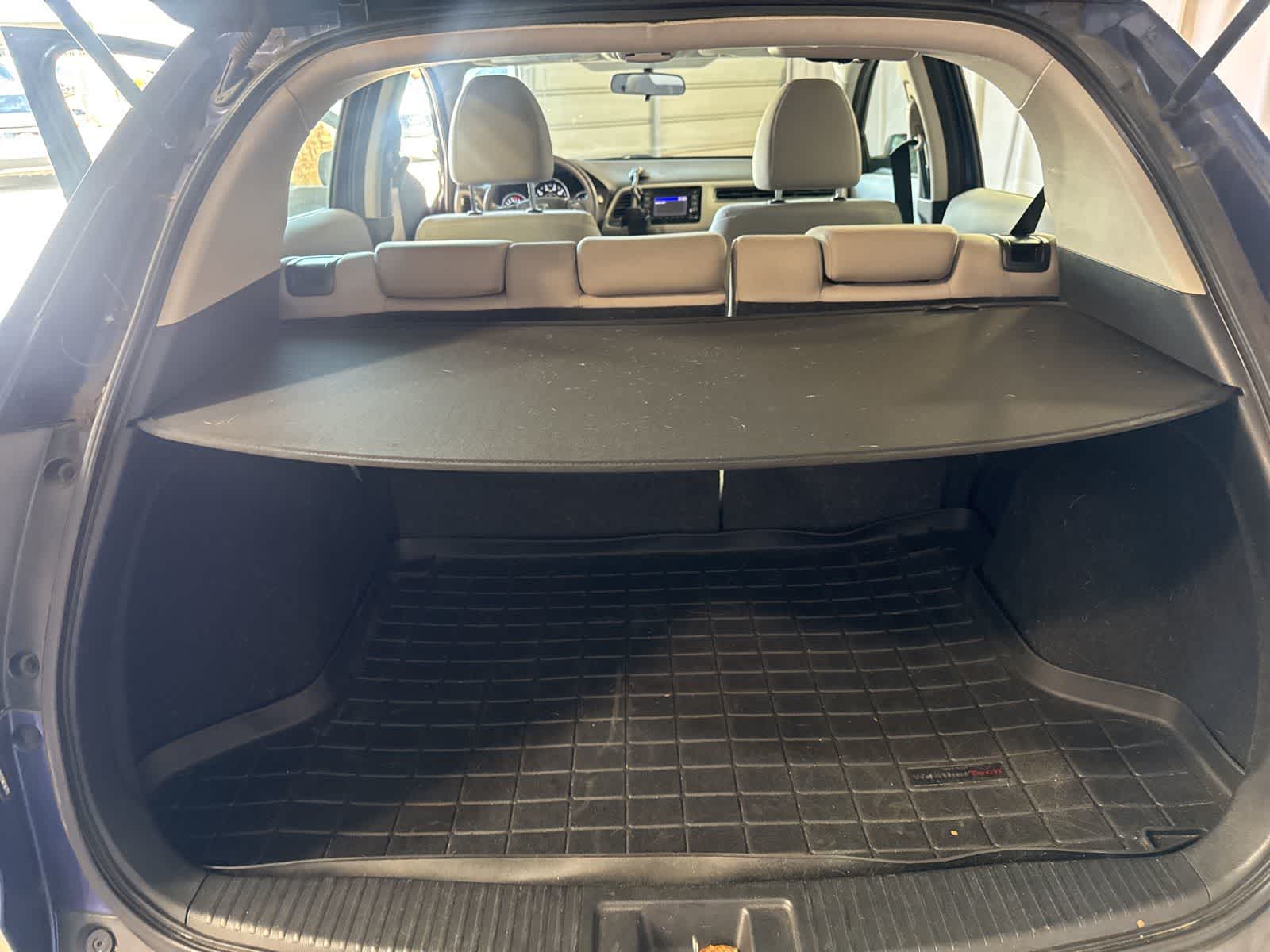 Thumbnail: 2016 Honda HR-V - 14