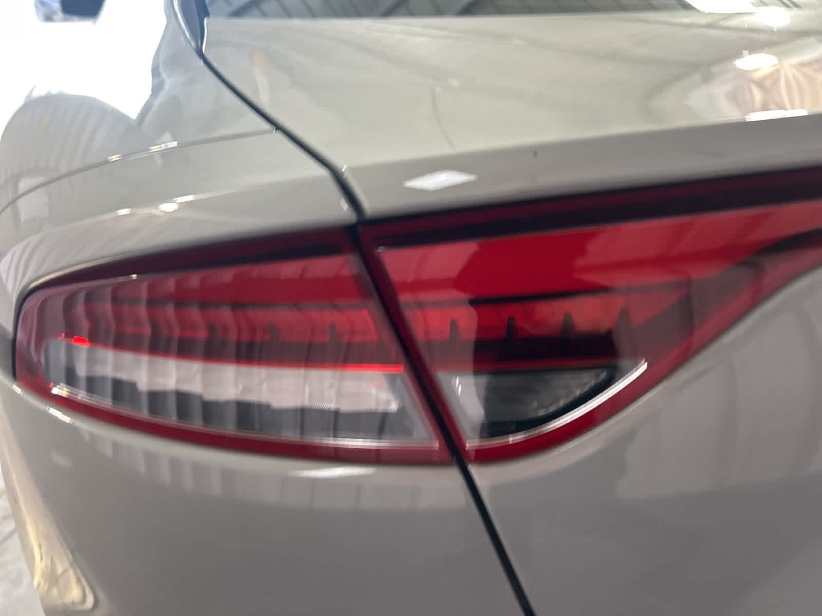 Thumbnail: 2022 Kia Stinger - 10