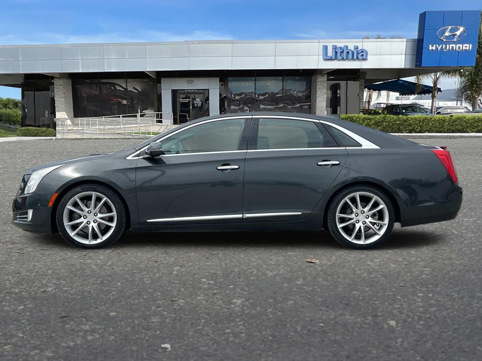 Thumbnail: 2016 Cadillac XTS - 6