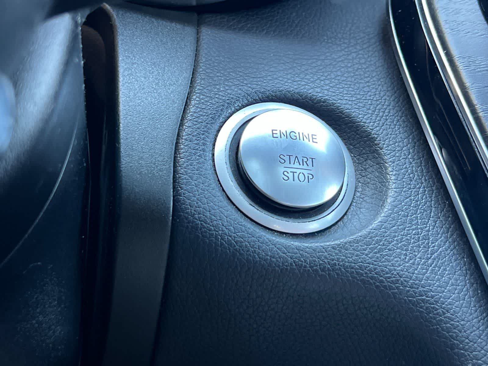 Thumbnail: 2018 Mercedes-Benz GLC - 23