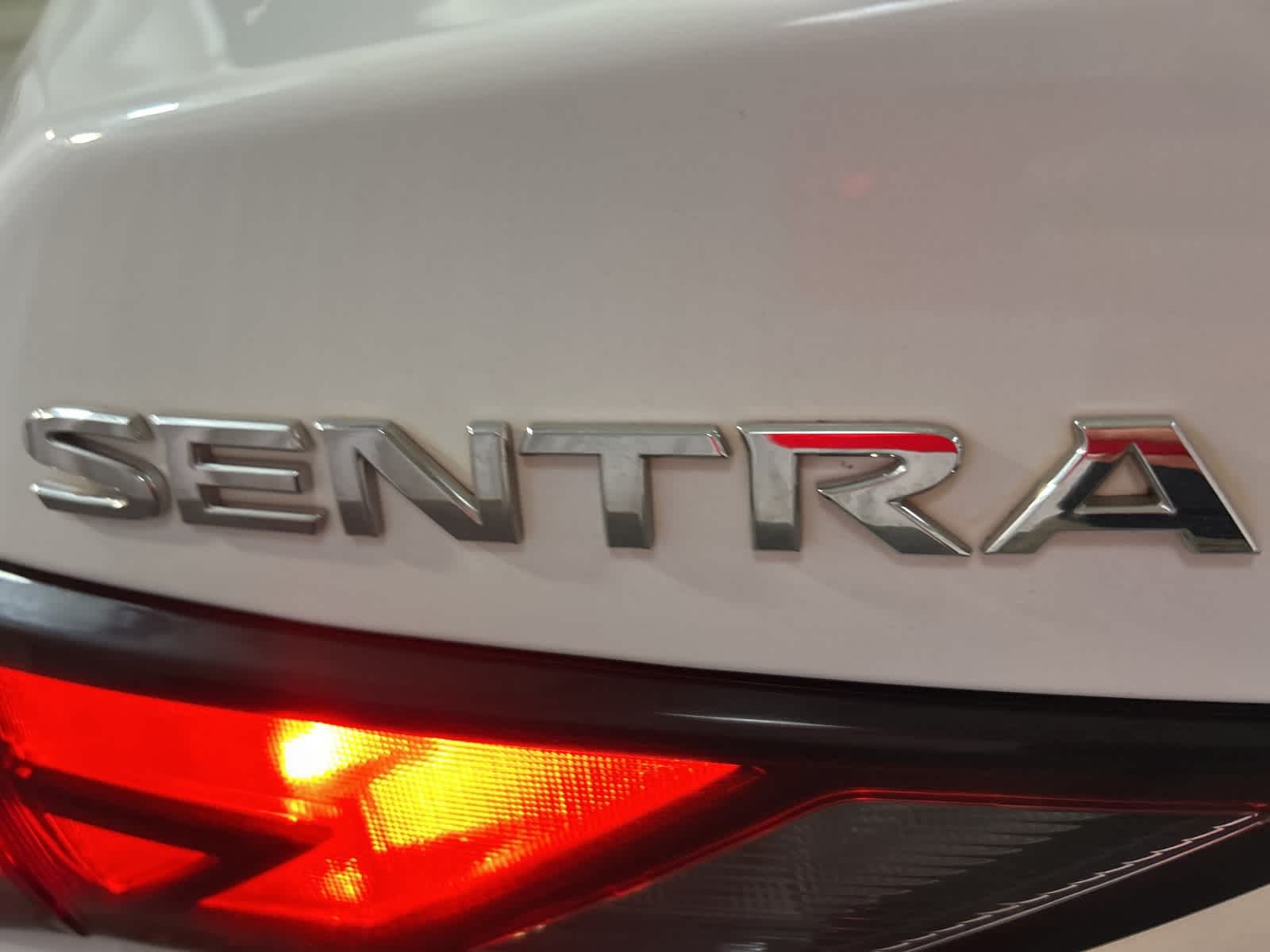 Thumbnail: 2022 Nissan Sentra - 12