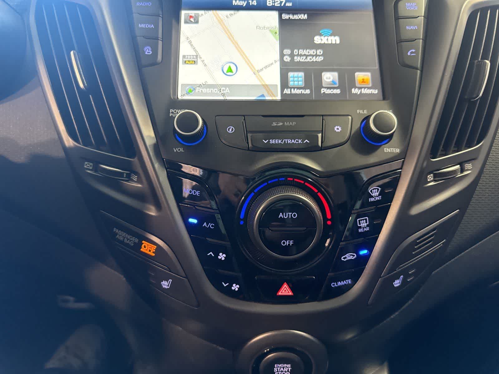 Thumbnail: 2016 Hyundai Veloster - 23