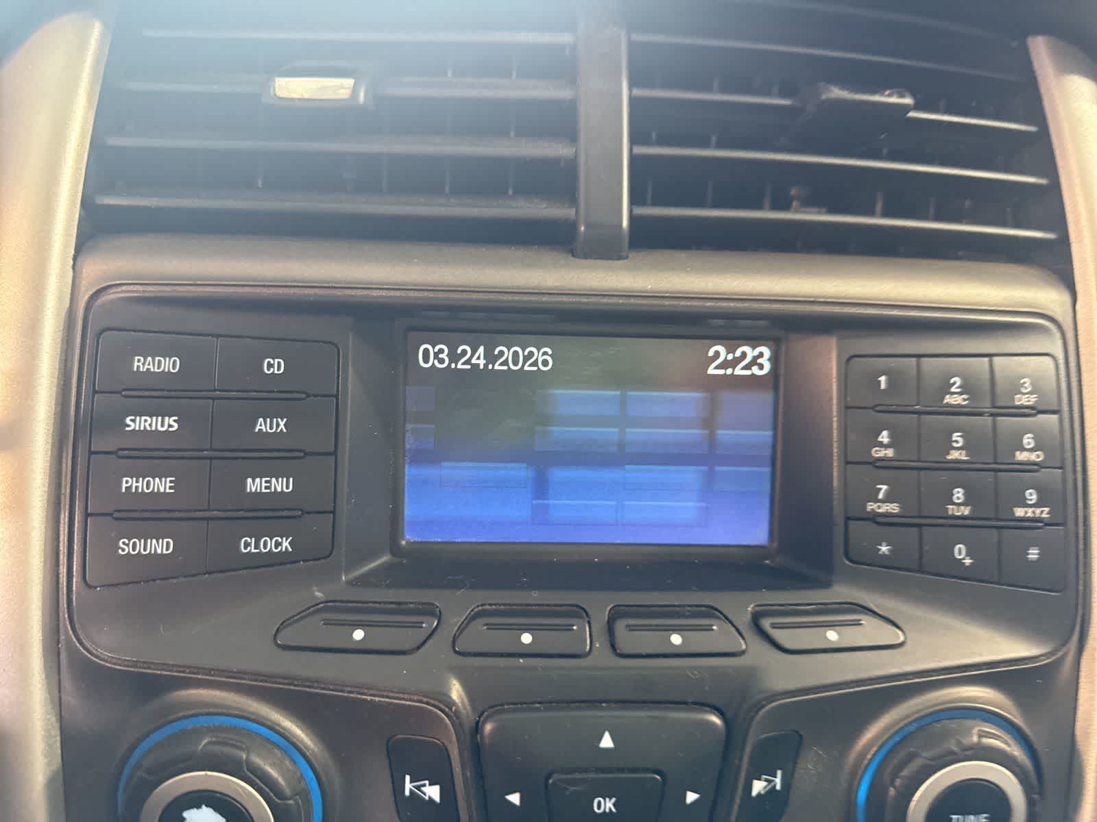 Thumbnail: 2011 Ford Edge - 24