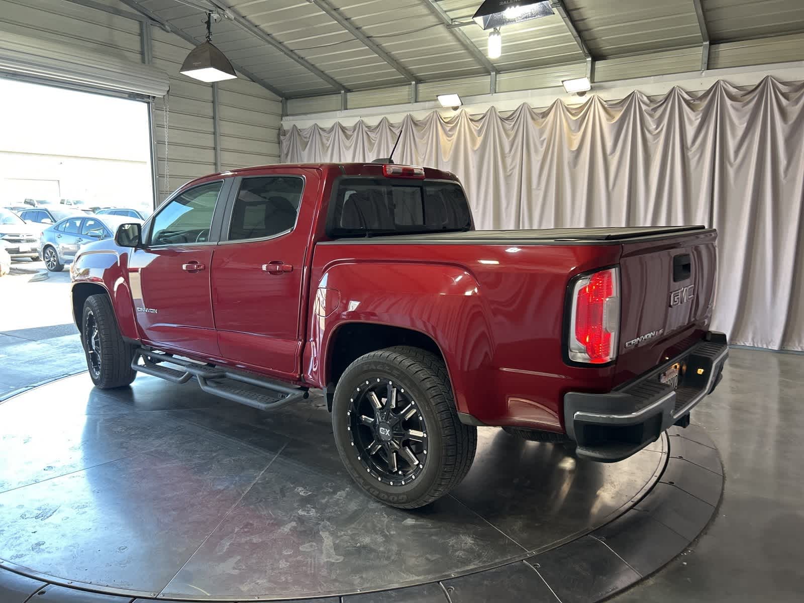 Thumbnail: 2019 GMC Canyon - 15