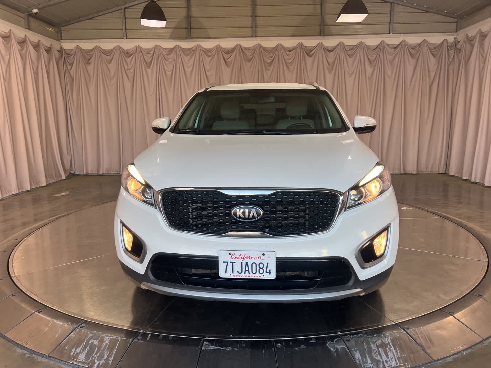 Thumbnail: 2016 Kia Sorento - 2