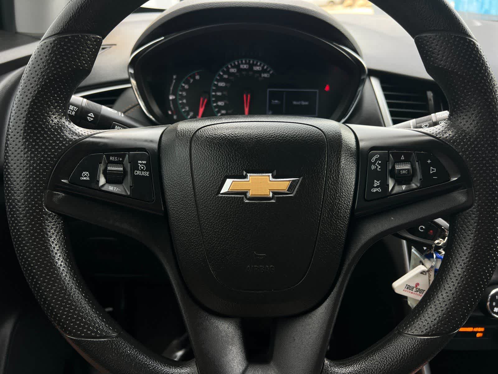 Thumbnail: 2021 Chevrolet Trax - 23
