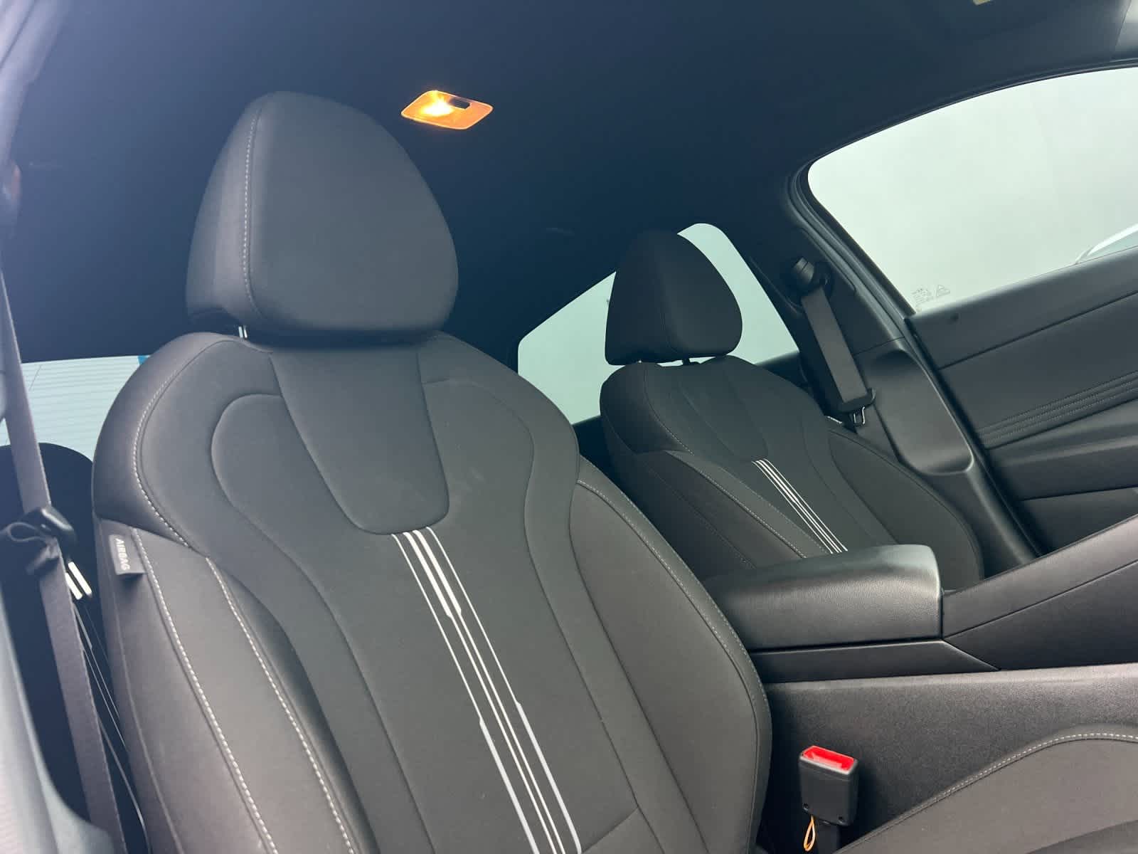 Thumbnail: 2025 Hyundai Elantra - 16